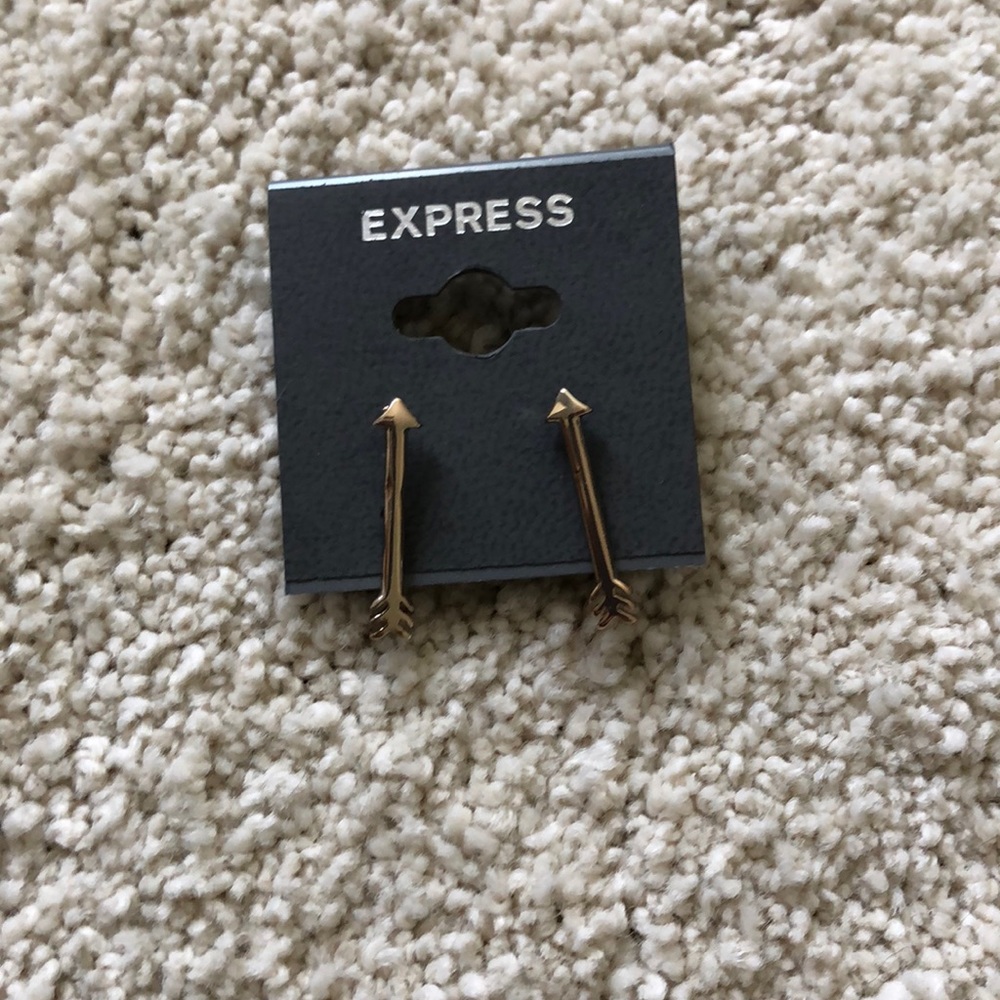 Express earrings